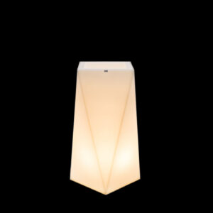 Donica Nevis LED