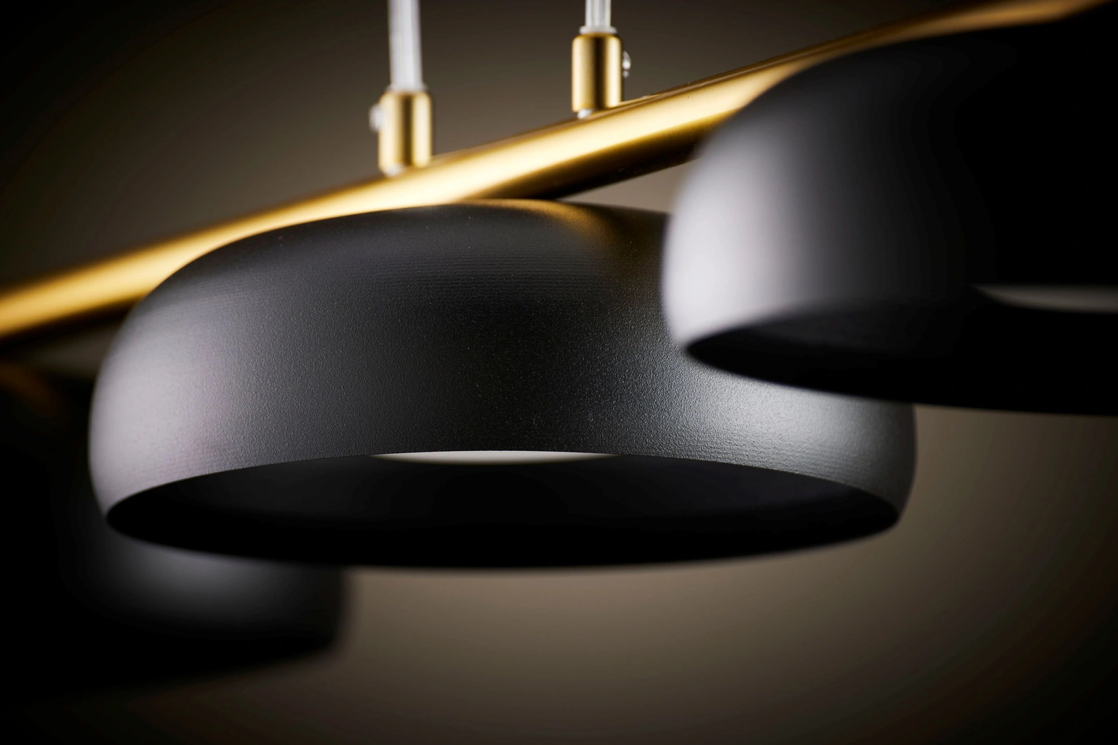 Lampa wisząca OLAF 3 – czarny RAL 9005/złoty szczotkowany - obrazek 4